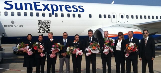 Москва газипаша авиабилеты. SUNEXPRESS футболист. SUNEXPRESS Газипаша Алания. Меняю SUNEXPRESS.