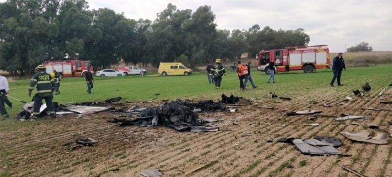 İsrail’de küçük uçak düştü: 2 ölü
