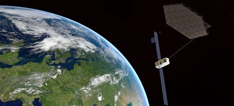Airbus, uzaydaki ilk uydu fabrikasının öncüsü oldu
