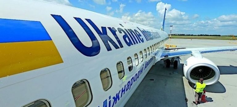 Ukrayna, Belarus’la uçuşları durduruyor