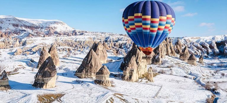 Kapadokya’da balon turlarına kar engeli