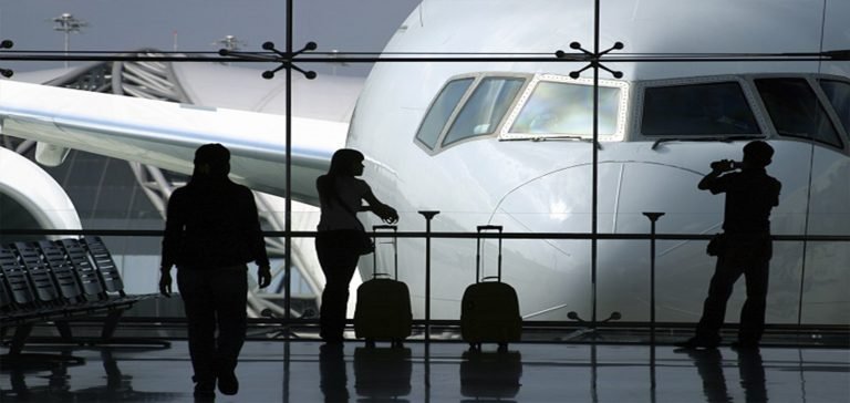 Ulaştırma Bakanı: Nisan’da Havalimanlarında Yolcu Sayısı ve Uçak Trafiği Rekor Kırdı