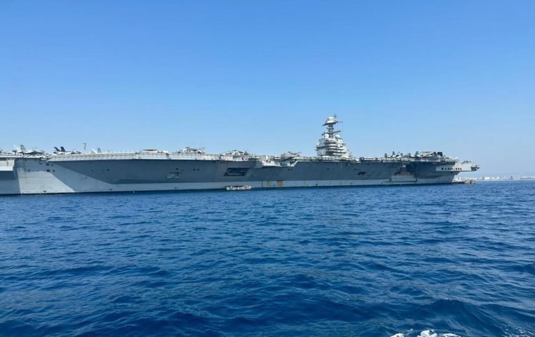 USS Gerald R. Ford,  QTerminals Antalya Limanı açıklarına demirledi