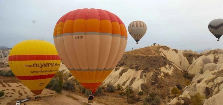 Kapadokya’da balon turlarına yağmur engeli