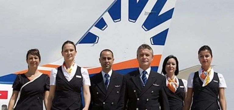 SunExpress 2024 için 160 pilot ve 400 kabin memuru alacak!