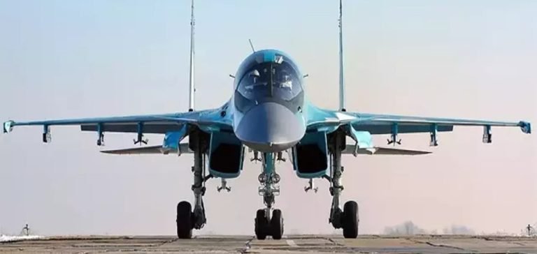 Yeni Su-34 avcı bombardıman uçakları Rus ordusuna teslim edildi