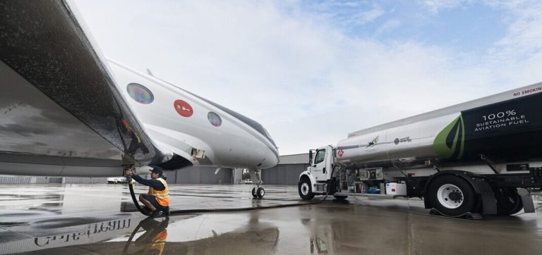 Tamamen sürdürülebilir yakıtlı ilk uçak transatlantik yolculuğunu tamamladı