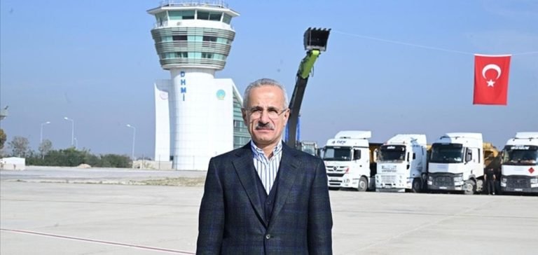 Bakan Uraloğlu: Hatay Havalimanı’na geniş gövdeli uçakların inebileceği şekilde ilave pist inşa edeceğiz