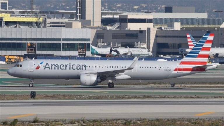 Hawaii’ye Giden American Airlines Uçağının Sert İnişi: 6 Yaralı Var
