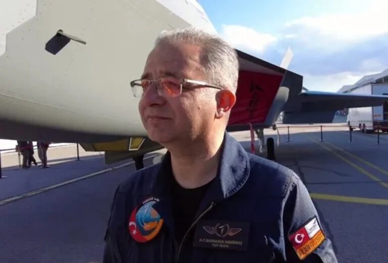 KAAN’ın İlk Uçuşunu Gerçekleştiren Pilot Barbaros Demirbaş Tarih Yazdı