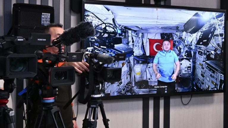 Uzaydaki Türk Astronot Gezeravcı, ISS Görevinde Gerçekleştirdiği 13 Bilimsel Deney ile Türkiye’ye Yeni Araştırma Olanakları Sağlıyo