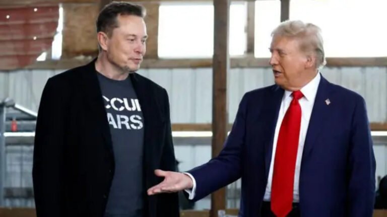 Trump’tan Elon Musk’a Çağrı: ‘Uzayda Bırakılan’ Astronotları Geri Getir