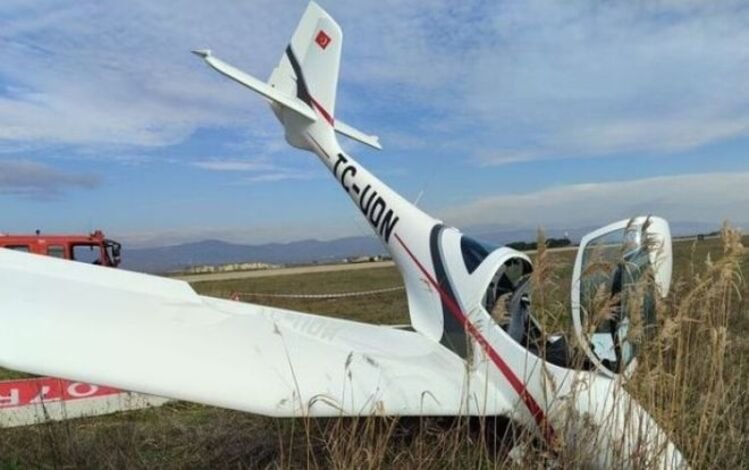 Fenix Uçuş Okulu’na Ait Uçak Pistten Çıktı: Yaralanma Var